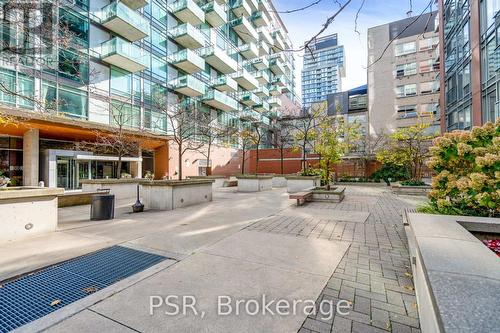 740 - 333 Adelaide Street E, Toronto, ON - Outdoor