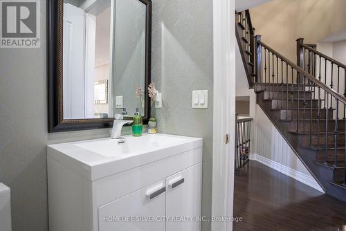 73 Pathway Drive, Brampton, ON - Indoor Photo Showing Bathroom