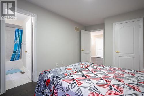 73 Pathway Drive, Brampton, ON - Indoor Photo Showing Bedroom