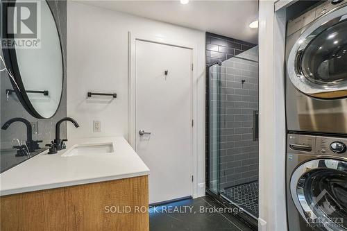 2503 - 200 Rideau Street, Ottawa, ON - Indoor Photo Showing Laundry Room