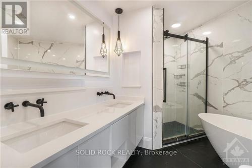 2503 - 200 Rideau Street, Ottawa, ON - Indoor Photo Showing Bathroom