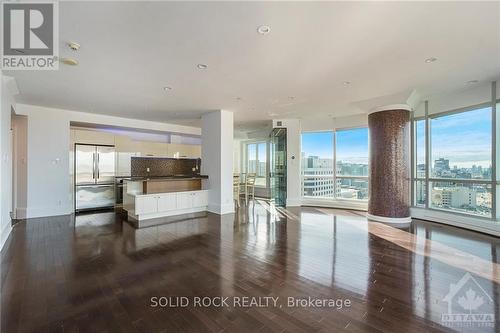 2503 - 200 Rideau Street, Ottawa, ON - Indoor Photo Showing Living Room