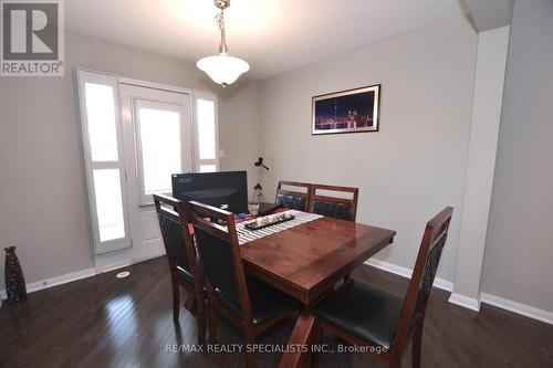 263 Prosser Circle, Milton, ON - Indoor Photo Showing Dining Room