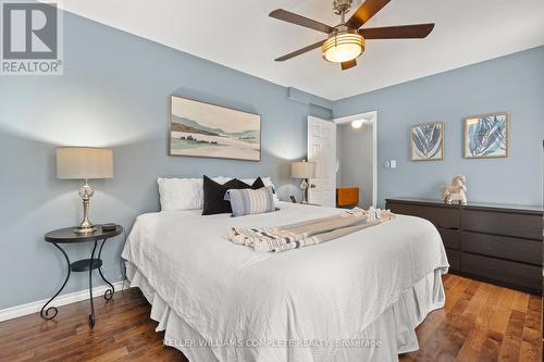 38 Brett Court, Hamilton, ON - Indoor Photo Showing Bedroom