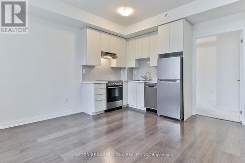 103 - 5155 Sheppard Avenue E, Toronto, ON - Indoor Photo Showing Kitchen