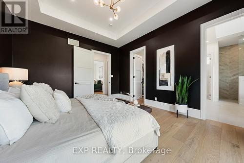 25 Franklin Crescent, Whitby, ON - Indoor Photo Showing Bedroom