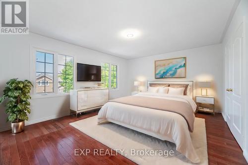 7 Glenbury Drive, Vaughan, ON - Indoor Photo Showing Bedroom