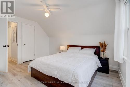 159 Taylor Avenue, Hamilton, ON - Indoor Photo Showing Bedroom