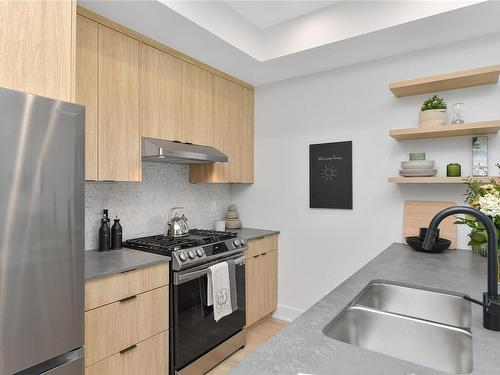 411-1110 Samar Cres, Langford, BC - Indoor Photo Showing Kitchen With Double Sink With Upgraded Kitchen