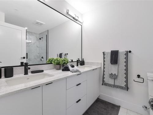 304-1110 Samar Cres, Langford, BC - Indoor Photo Showing Bathroom