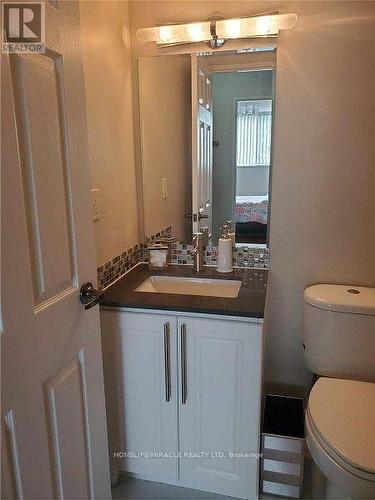 134 - 1050 Stainton Drive E, Mississauga, ON - Indoor Photo Showing Bathroom