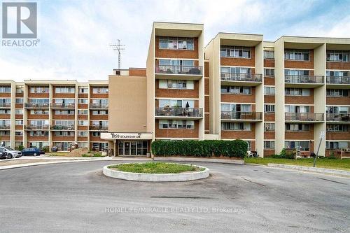 134 - 1050 Stainton Drive E, Mississauga, ON - Outdoor With Facade