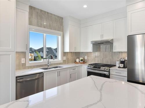 1464 Atlas Dr, Langford, BC - Indoor Photo Showing Kitchen With Double Sink With Upgraded Kitchen