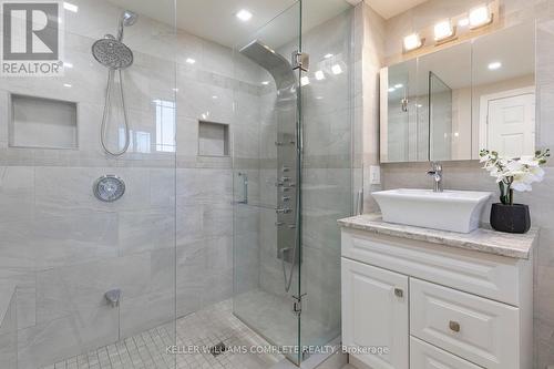 32 Audubon Street S, Hamilton, ON - Indoor Photo Showing Bathroom