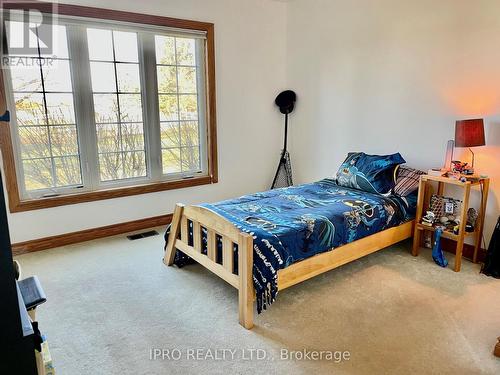 246044 County Rd 16 Road, Mono, ON - Indoor Photo Showing Bedroom