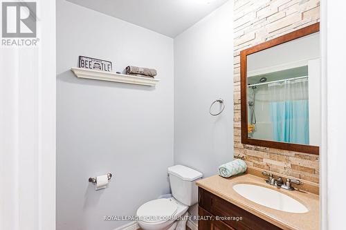 3 Lawndale Court, Bradford West Gwillimbury, ON - Indoor Photo Showing Bathroom