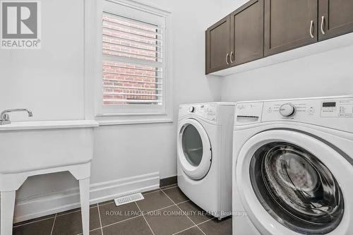 54 Prairie Grass Crescent, East Gwillimbury, ON - Indoor Photo Showing Laundry Room