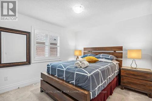 54 Prairie Grass Crescent, East Gwillimbury, ON - Indoor Photo Showing Bedroom