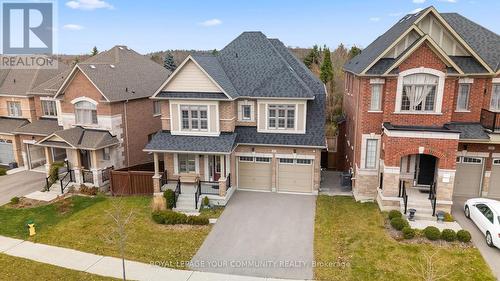 54 Prairie Grass Crescent, East Gwillimbury, ON - Outdoor With Facade