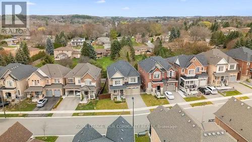 54 Prairie Grass Crescent, East Gwillimbury, ON - Outdoor With Facade With View