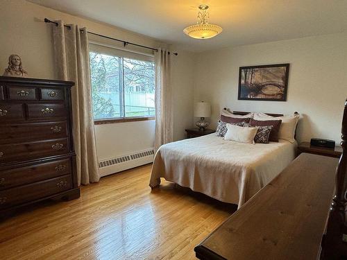 Bedroom - 10335  - 10339 Rue J.-J.-Gagnier, Montréal (Ahuntsic-Cartierville), QC - Indoor Photo Showing Bedroom