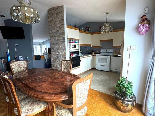 Dining room - 280 Rue Sackville, Laval (Auteuil), QC - Indoor Photo Showing Dining Room