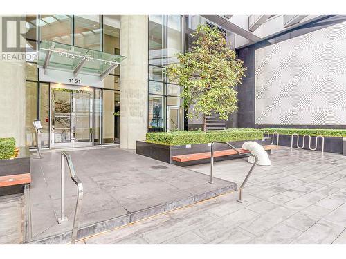 1151 W Georgia Street, Vancouver, BC - Outdoor