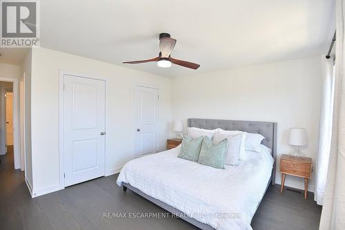 5 - 383 Dundas Street E, Hamilton, ON - Indoor Photo Showing Bedroom