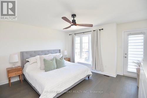 5 - 383 Dundas Street E, Hamilton, ON - Indoor Photo Showing Bedroom