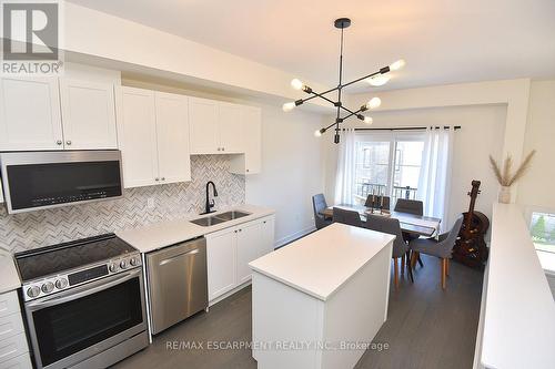 5 - 383 Dundas Street E, Hamilton, ON - Indoor Photo Showing Kitchen With Stainless Steel Kitchen With Double Sink