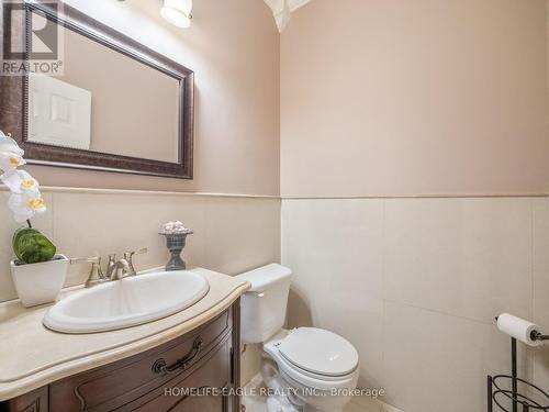 78 Laurier Avenue, Richmond Hill, ON - Indoor Photo Showing Bathroom