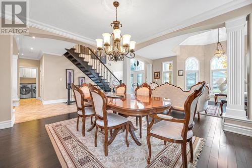 15 Silver Maple Drive, Hamilton, ON - Indoor Photo Showing Dining Room