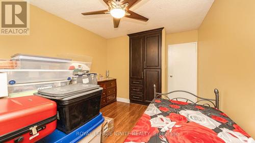 810 - 320 Dixon Road, Toronto, ON - Indoor Photo Showing Bedroom