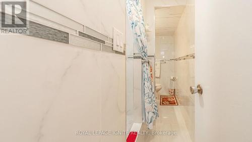 810 - 320 Dixon Road, Toronto, ON - Indoor Photo Showing Bathroom