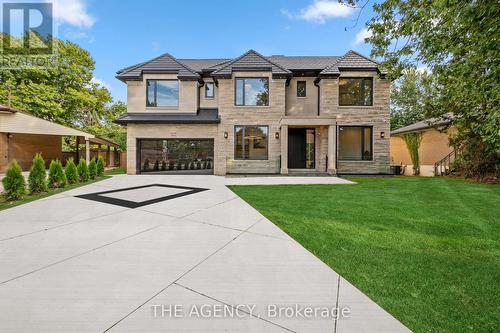 527 Taplow Crescent, Oakville, ON - Outdoor With Facade