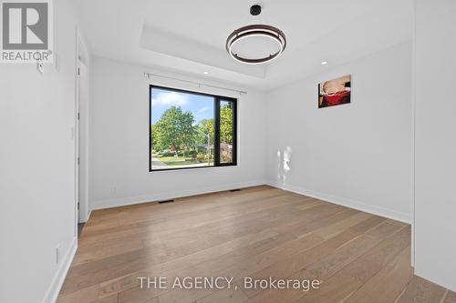 527 Taplow Crescent, Oakville, ON - Indoor Photo Showing Other Room