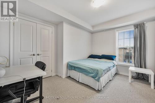 1 - 246 Penetanguishene Road, Barrie, ON - Indoor Photo Showing Bedroom