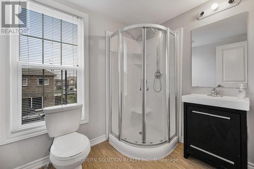 1 - 246 Penetanguishene Road, Barrie, ON - Indoor Photo Showing Bathroom