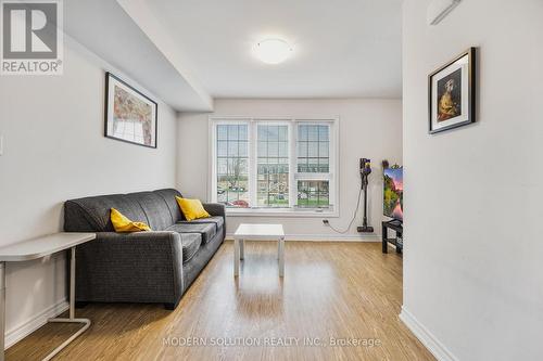 1 - 246 Penetanguishene Road, Barrie, ON - Indoor Photo Showing Living Room