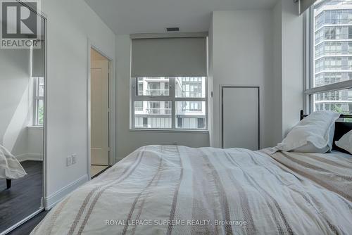 203 - 65 Annie Craig Drive, Toronto, ON - Indoor Photo Showing Bedroom