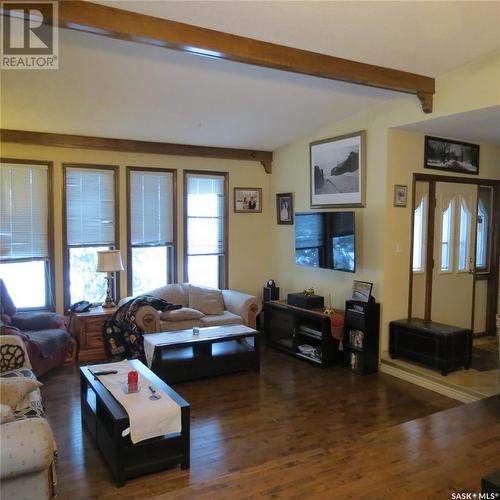 6103 Parsons Bay, Regina, SK - Indoor Photo Showing Living Room