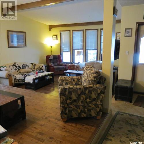 6103 Parsons Bay, Regina, SK - Indoor Photo Showing Living Room