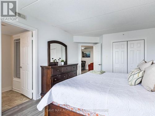 310 - 1350 Main Street E, Milton, ON - Indoor Photo Showing Bedroom