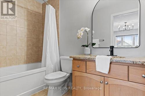 230 Greenwater Place, Kitchener, ON - Indoor Photo Showing Bathroom