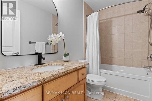 230 Greenwater Place, Kitchener, ON - Indoor Photo Showing Bathroom