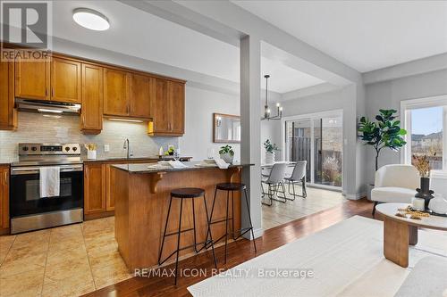 230 Greenwater Place, Kitchener, ON - Indoor Photo Showing Kitchen