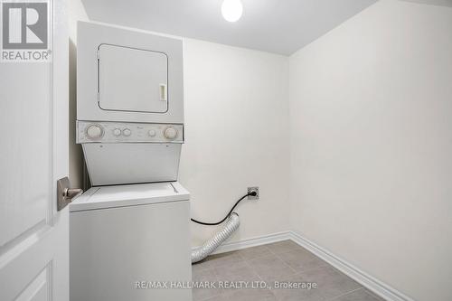 4 - 25 Heron Park Place, Toronto, ON - Indoor Photo Showing Laundry Room