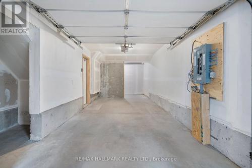 4 - 25 Heron Park Place, Toronto, ON - Indoor Photo Showing Garage