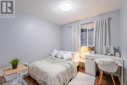 35 - 120 Ling Road, Toronto, ON - Indoor Photo Showing Bedroom