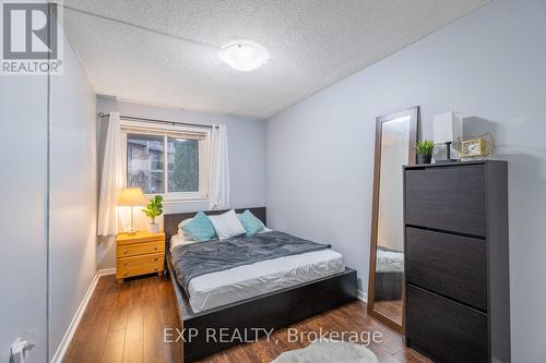 35 - 120 Ling Road, Toronto, ON - Indoor Photo Showing Bedroom